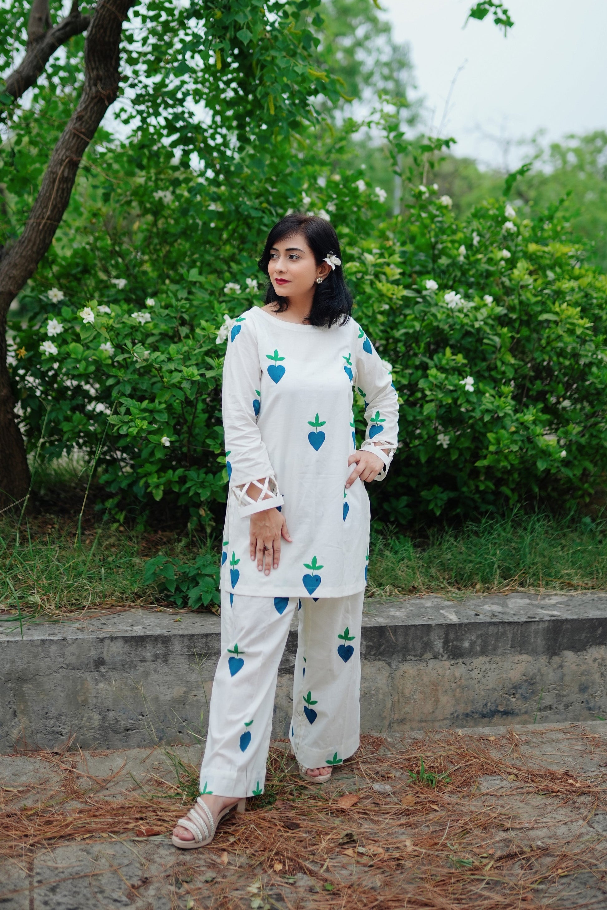 Leafy Love (Long Shirt)