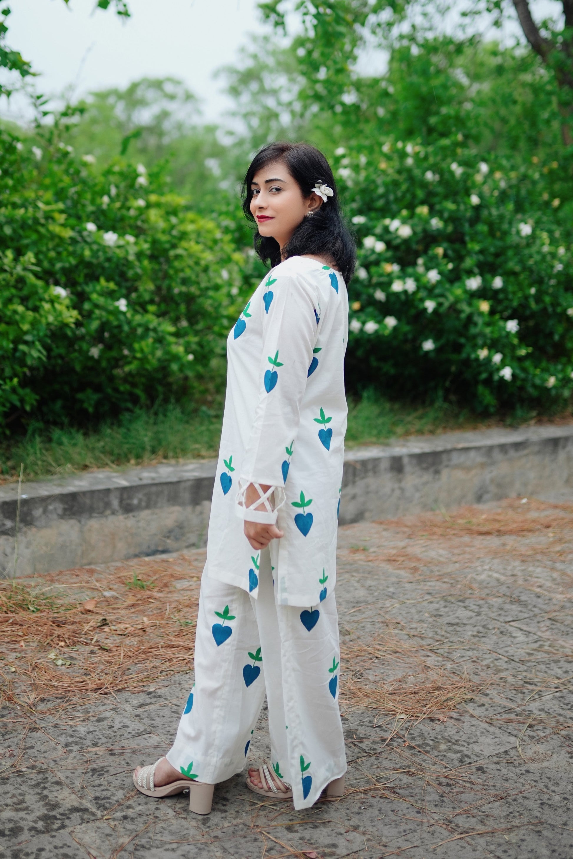 Leafy Love (Long Shirt)